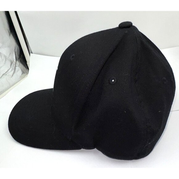 Hurley Flexfit Black Hat S/M Stretch Fitted Cap Yupoong Logo Surf Skate - Picture 5 of 14